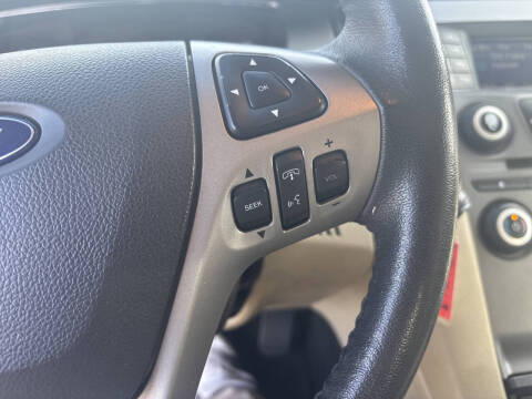 2014 Ford Taurus SEL