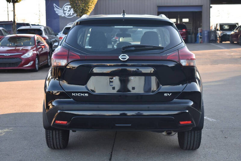 2021 Nissan Kicks SV