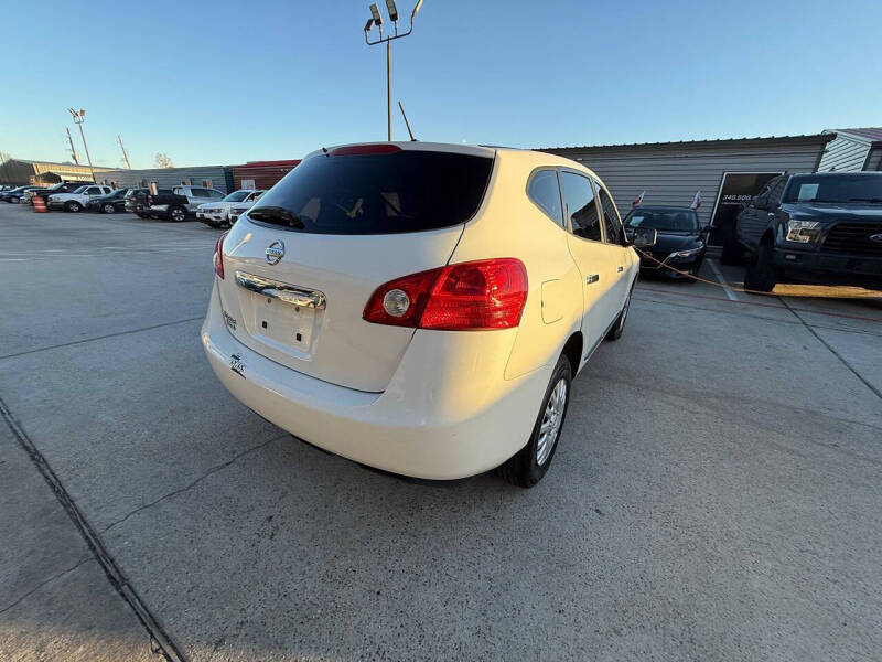 2014 Nissan Rogue Select S