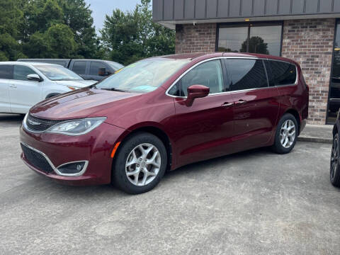 2018 Chrysler Pacifica Touring Plus