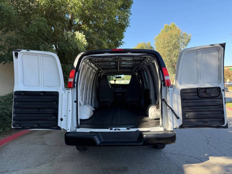 2019 GMC Savana 2500