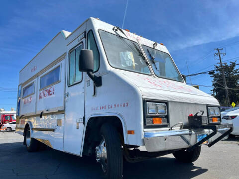 2000 Workhorse P42