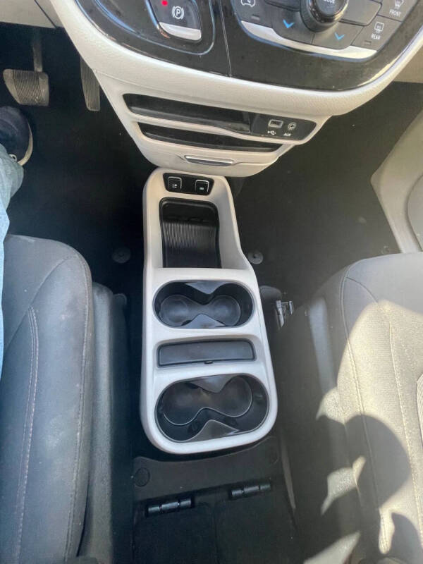 2017 Chrysler Pacifica Touring