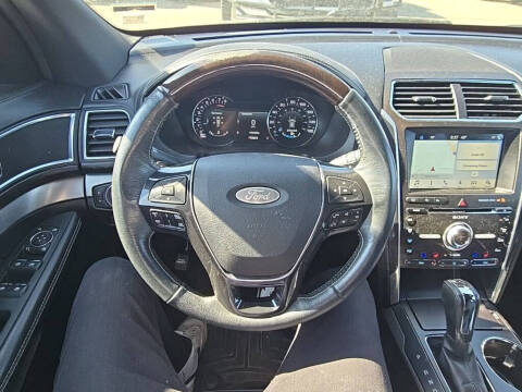2018 Ford Explorer Platinum