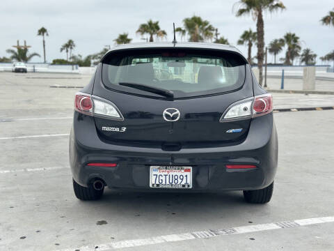 2013 Mazda MAZDA3 i Touring