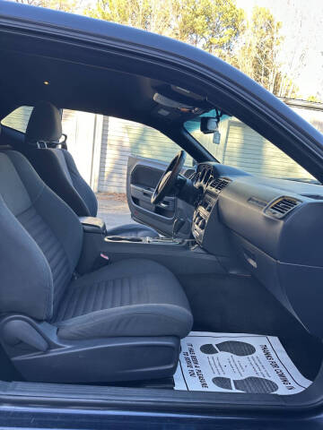 2012 Dodge Challenger SXT