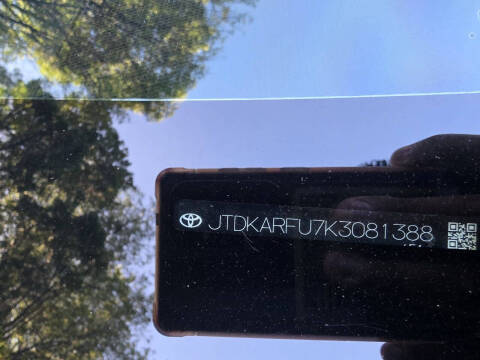 2019 Toyota Prius LE