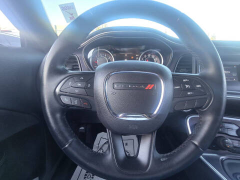 2015 Dodge Challenger SXT