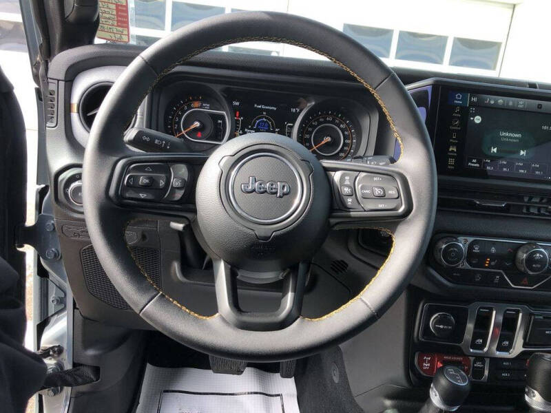 2024 Jeep Wrangler Willys