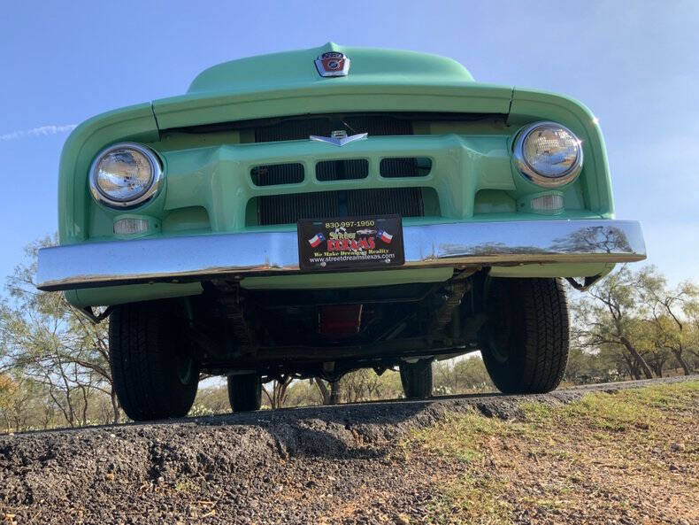 1954 Ford F-100