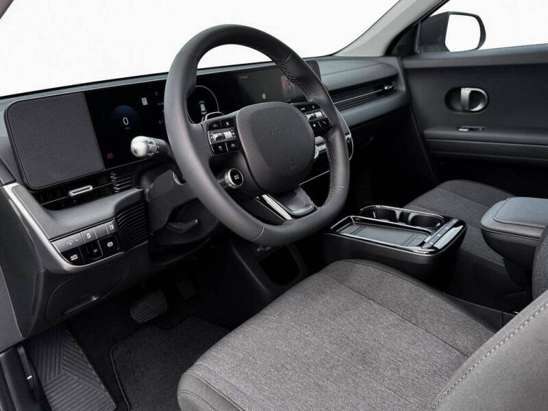 2026 Hyundai Ioniq 5 SE Standard Range