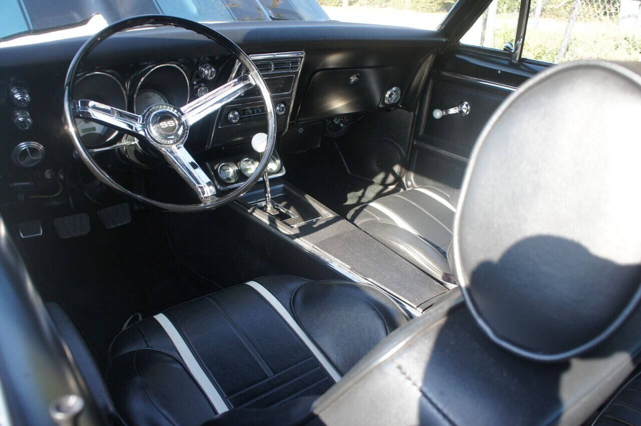 1967 Chevrolet Camaro 12