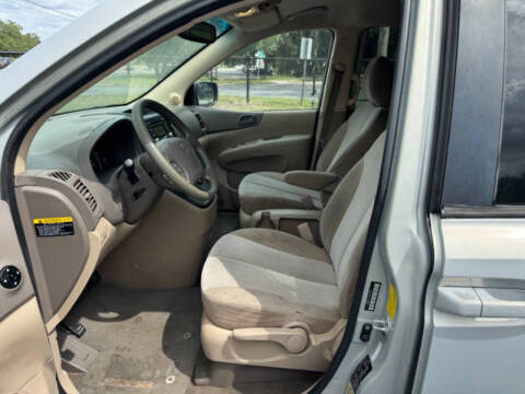 2012 Kia Sedona LX
