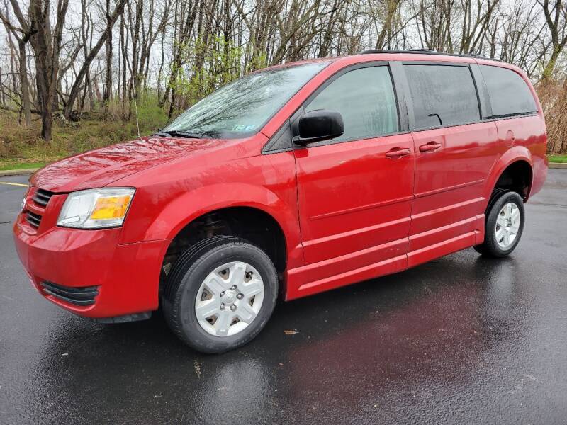 2009 Dodge Grand Caravan for sale at Spectra Autos LLC in Akron OH
