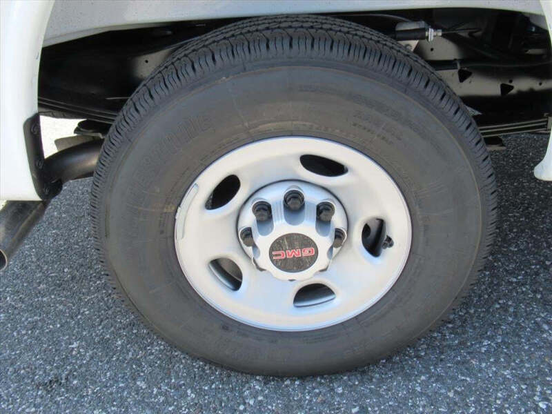 2026 GMC Savana 2500