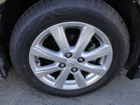 2017 Toyota Prius c Four