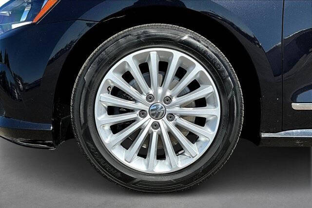 2017 Volkswagen Passat 1.8T SE