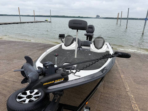 2016 Stratos 176 VLO