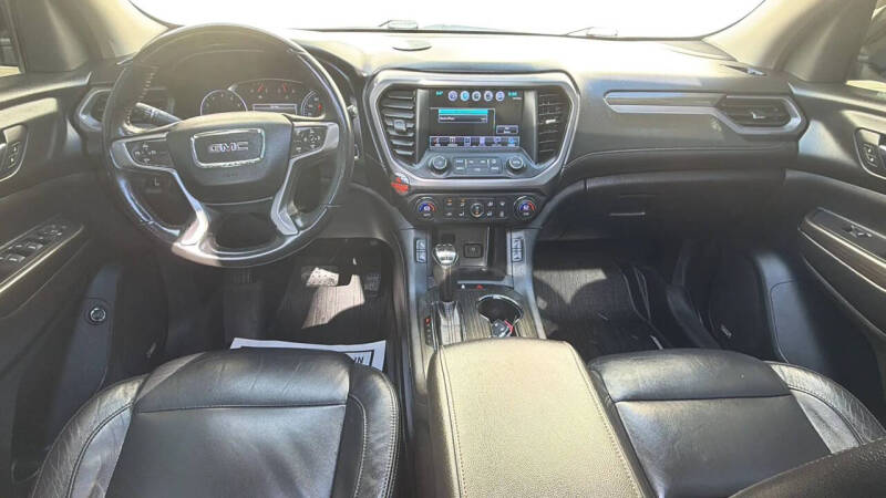2017 GMC Acadia SLT-1