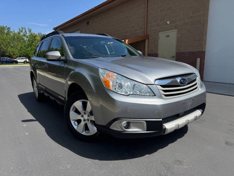 Image 3 of 2011 Subaru Outback 2.5i Limited