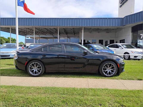 2017 Dodge Charger SE