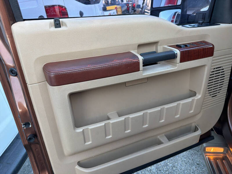 2011 Ford F-350 Super Duty King Ranch