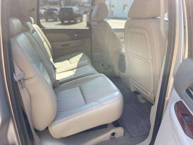 2011 Chevrolet Avalanche LTZ