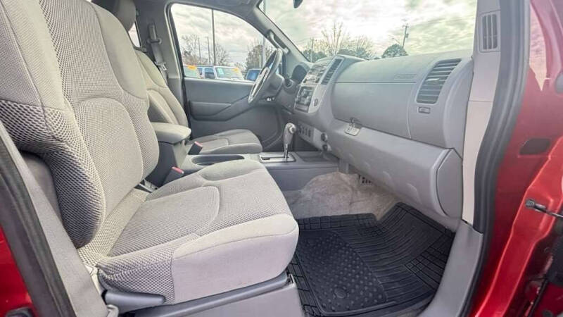 2013 Nissan Frontier SV