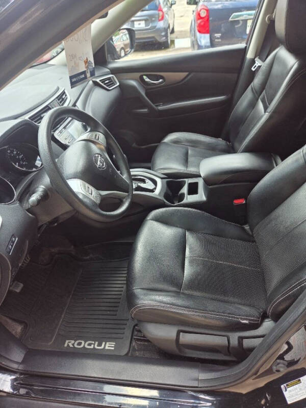 2015 Nissan Rogue S
