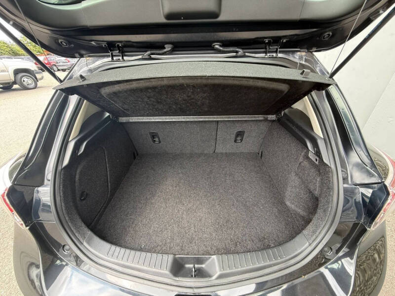 2013 Mazda MAZDA3 i Touring