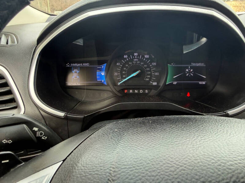 2017 Ford Edge Titanium