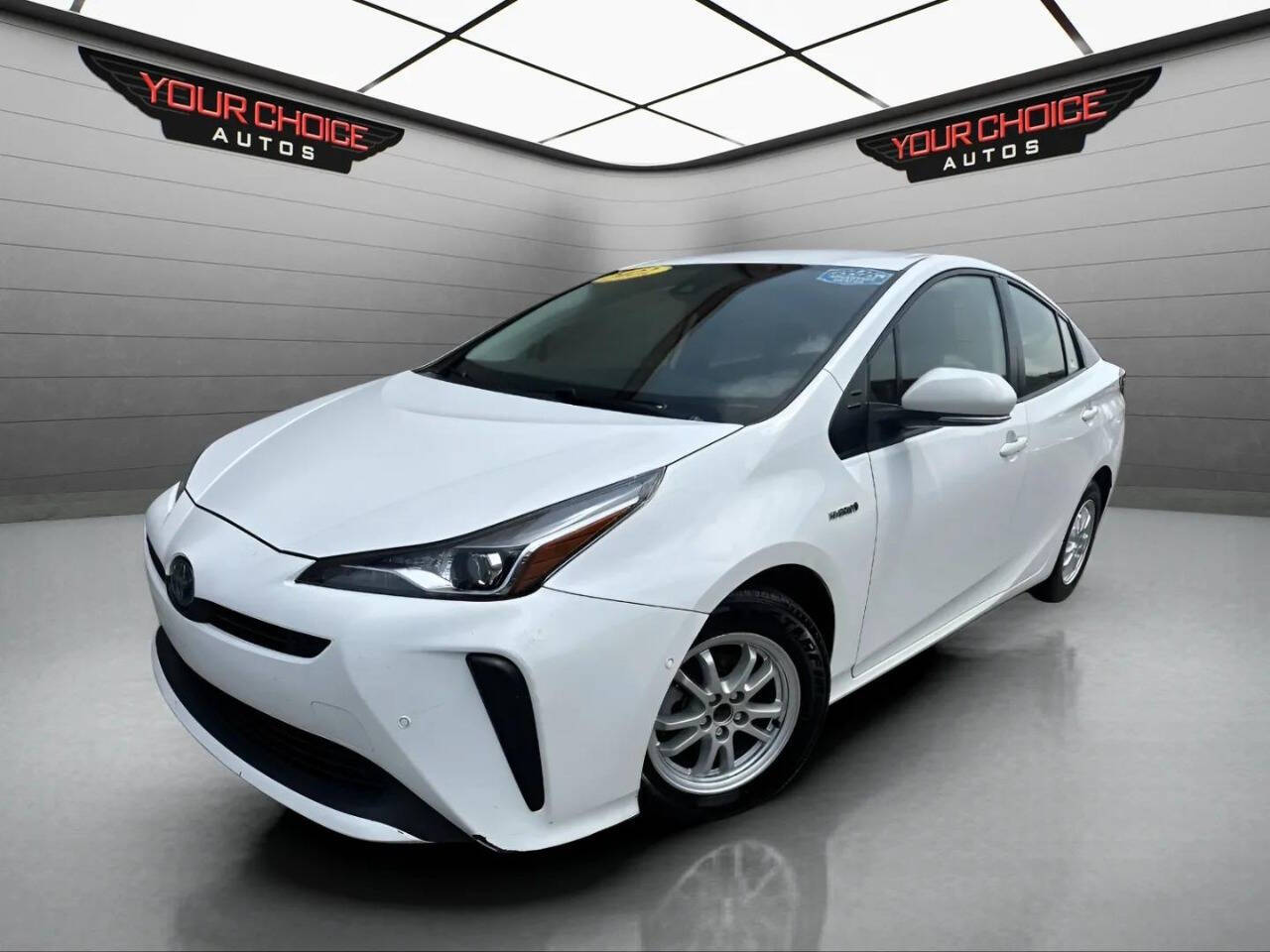 2022 Toyota Prius LE 4dr Hatchback's photo