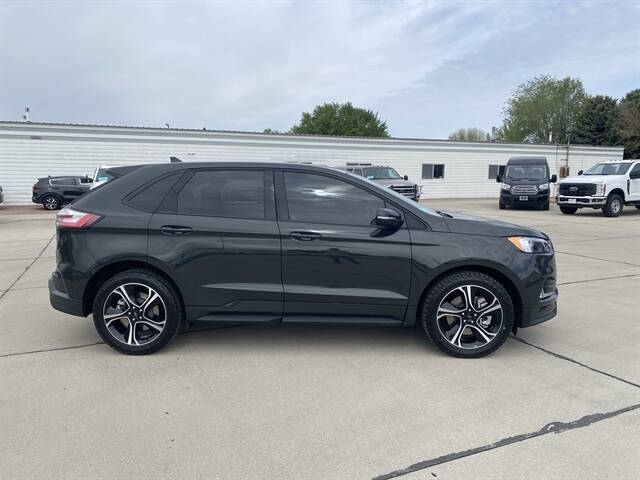 2023 Ford Edge ST