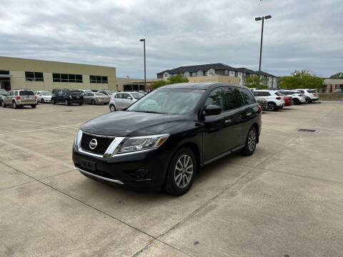 2014 Nissan Pathfinder for sale at NATIONWIDE ENTERPRISE in Houston TX