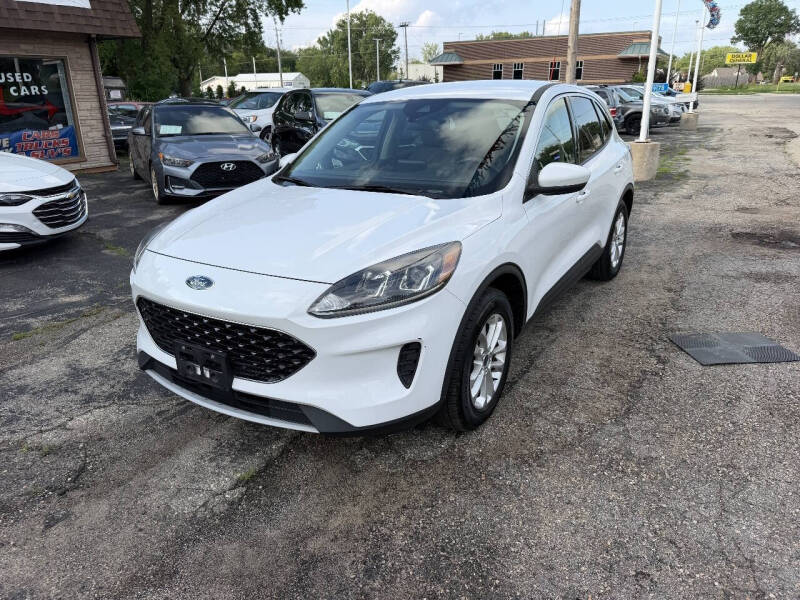 2020 Ford Escape SE