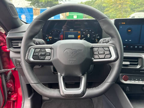 2025 Ford Mustang EcoBoost