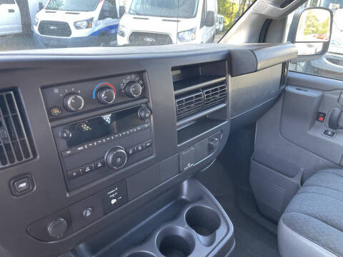 2023 Chevrolet Express 2500