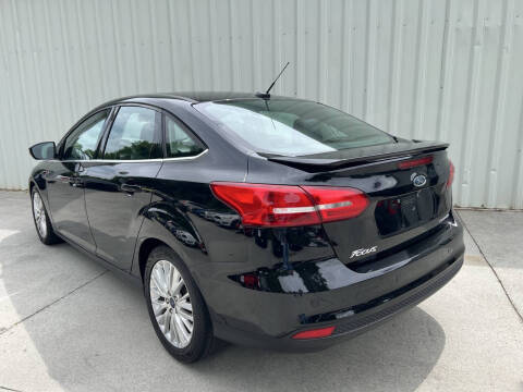 2017 Ford Focus Titanium