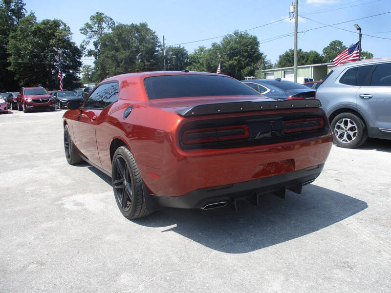 2020 Dodge Challenger SXT