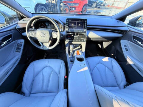 2019 Toyota Avalon XLE