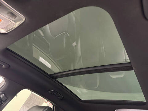 2023 Genesis GV70 2.5T Standard