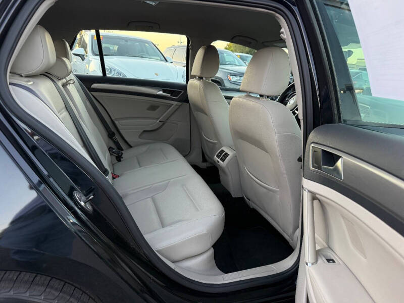 2015 Volkswagen Golf TSI S