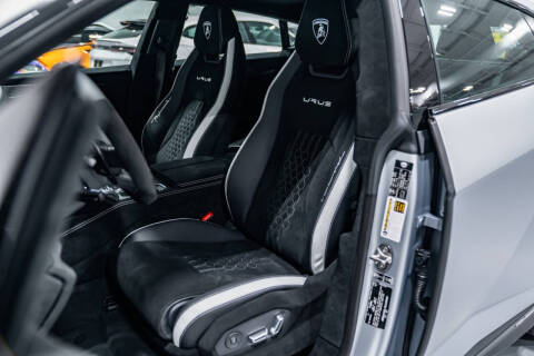 2024 Lamborghini Urus Performante