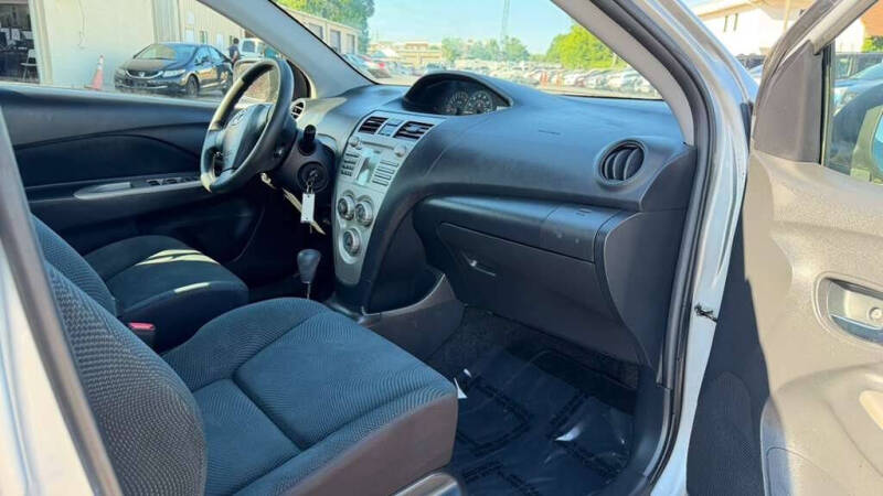 2011 Toyota Yaris
