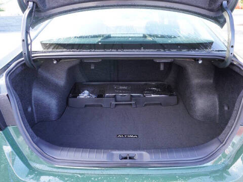 2025 Nissan Altima 2.5 SR