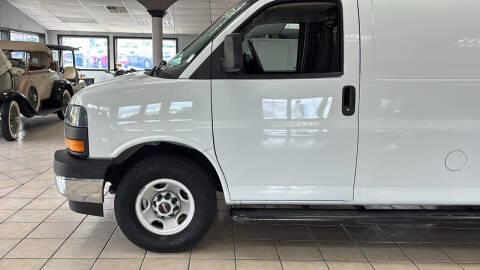 2020 GMC Savana 2500