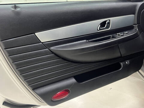 2005 Ford Thunderbird Deluxe