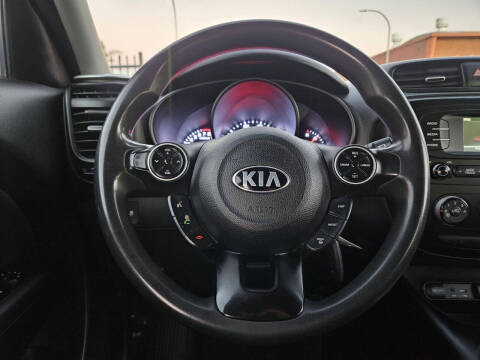 2016 Kia Soul +