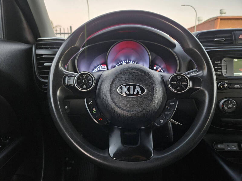 2016 Kia Soul +