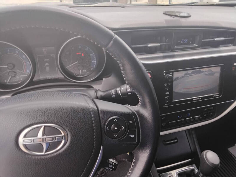 2016 Scion iM